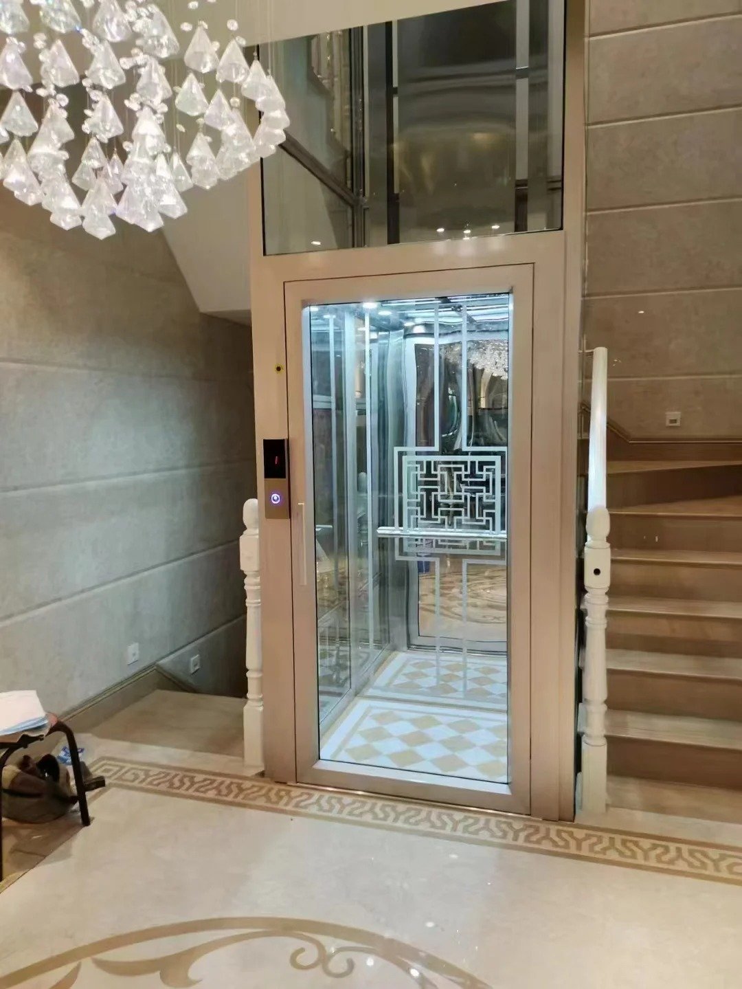 Hydraulic Sightseeing Elevator