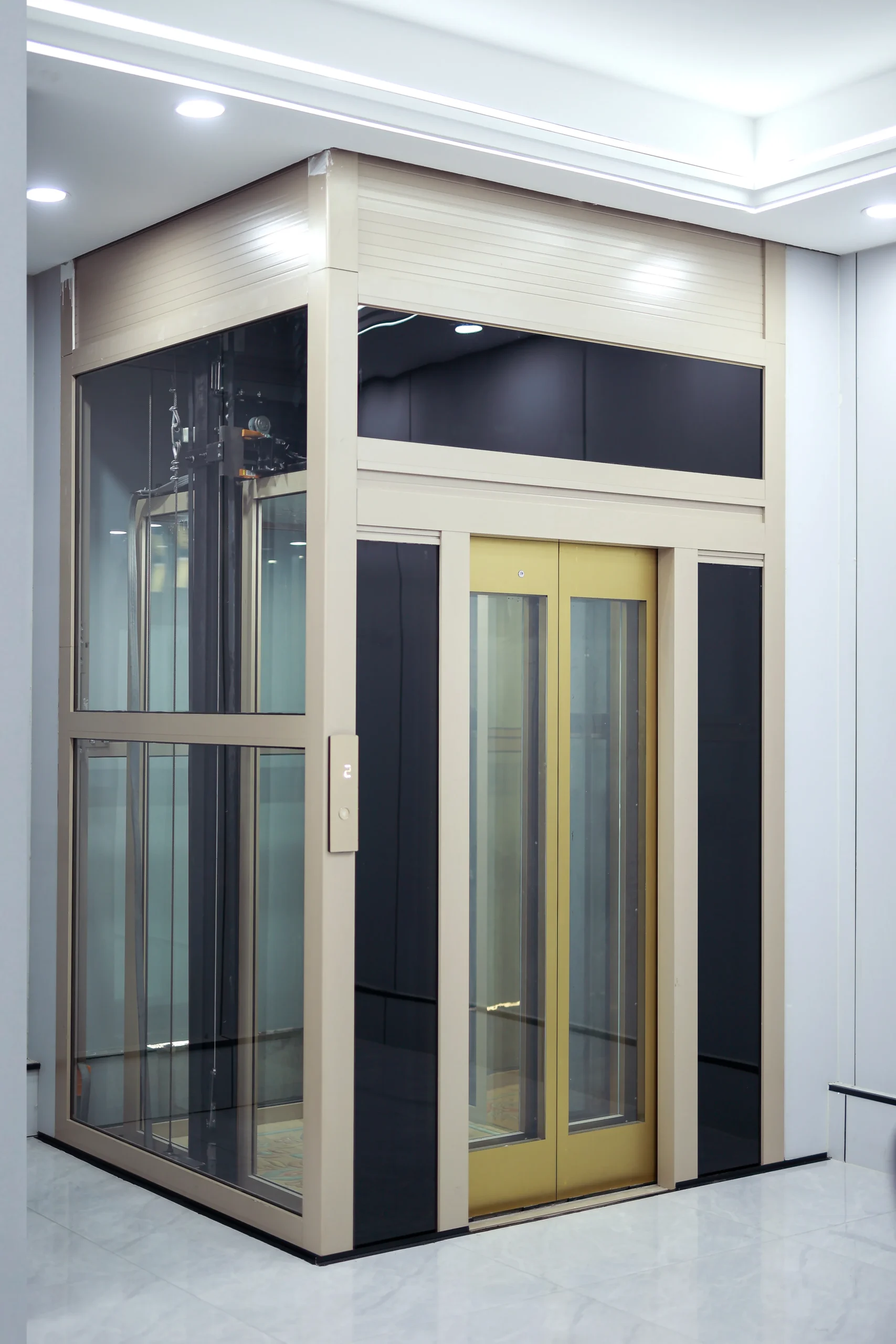 Installation in Qingdao household elevator shaft