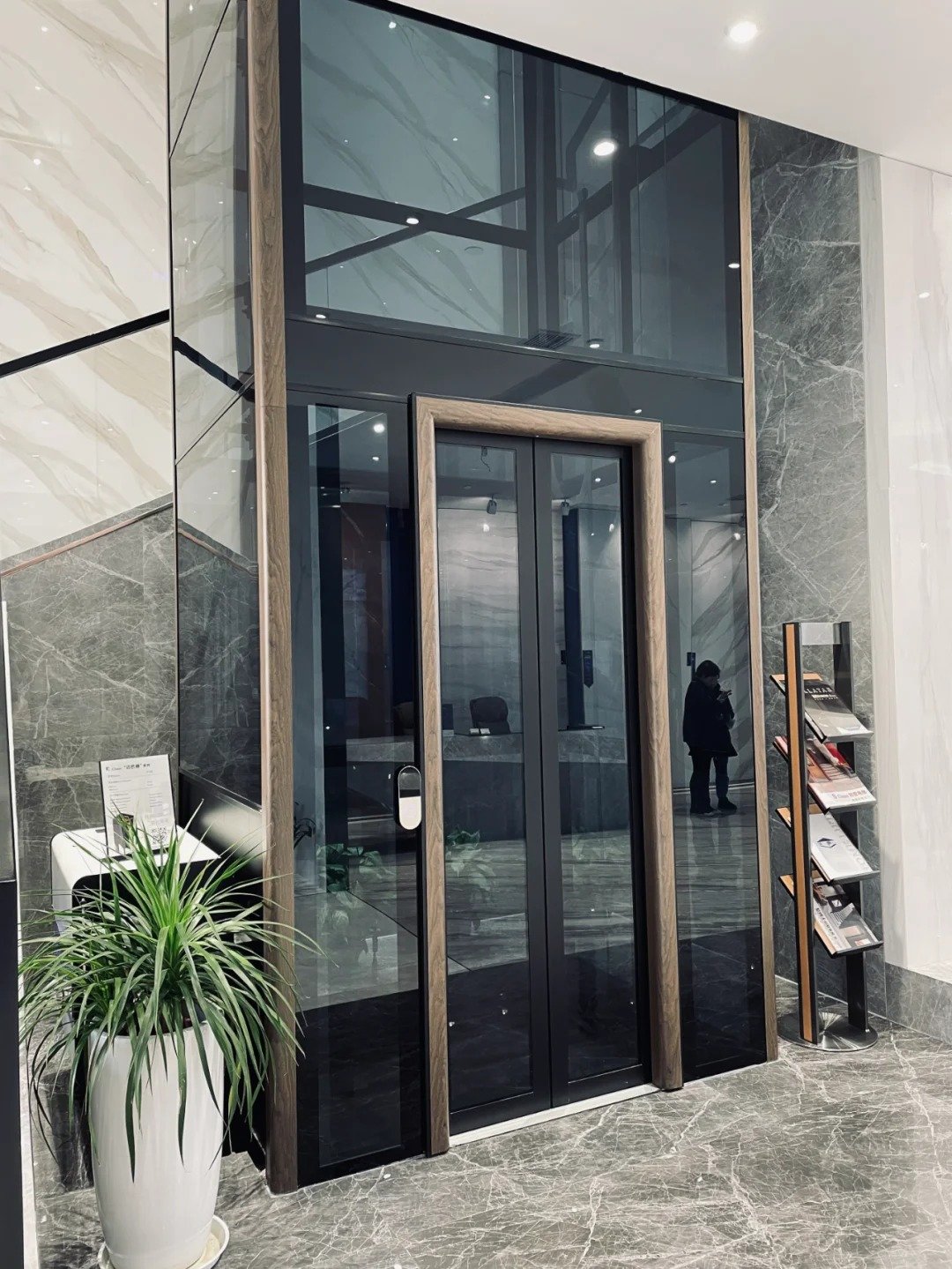 Hydraulic Home Elevator: A Classic Choice and Global Innovation in Residential Vertical Mobility